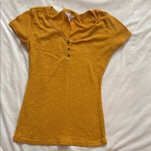 Mustard Yellow Ribbed Women's Medium Top